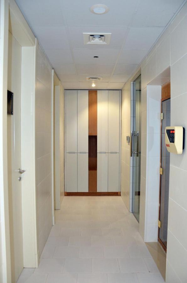 The Lodge Suites Μανάμα Εξωτερικό φωτογραφία