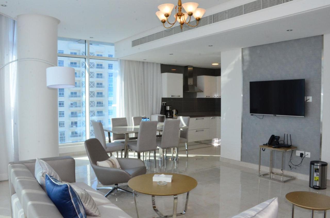 The Lodge Suites Μανάμα Εξωτερικό φωτογραφία