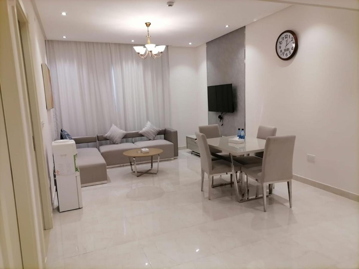 The Lodge Suites Μανάμα Εξωτερικό φωτογραφία